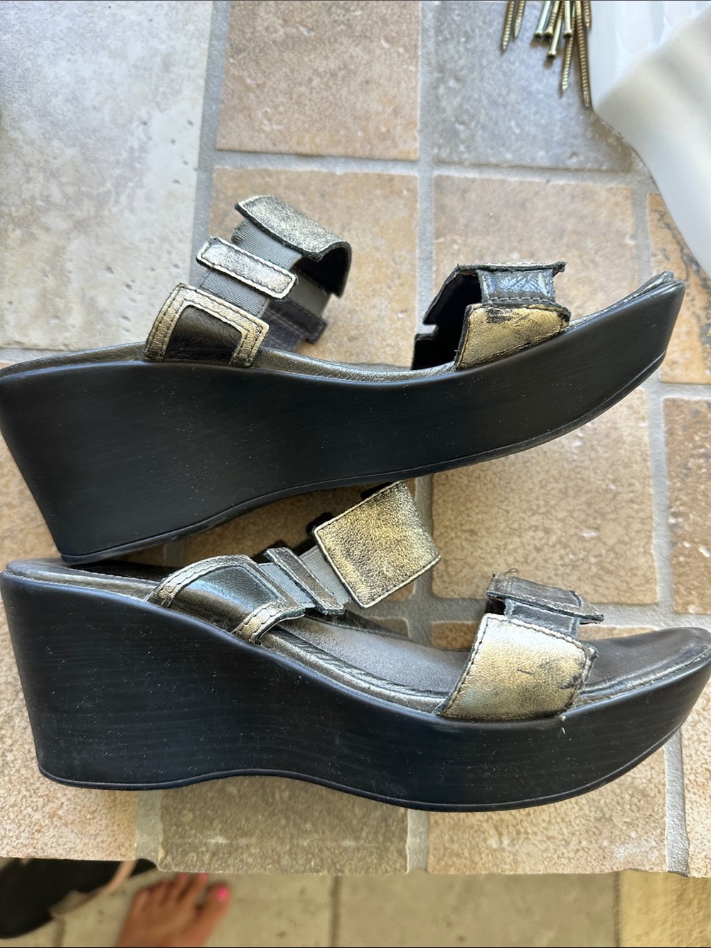 Naot Metallic Double-Strap Slide Sandal - Pewter Black Accents - Picture 4 of 8